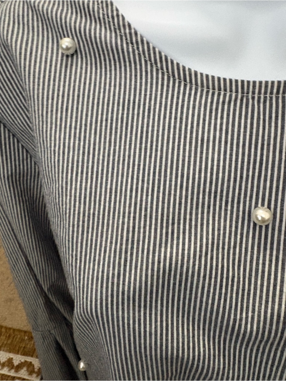 Time & Tru NWOT womens striped blue white striped pearl embelished blouse xxl/20 - Picture 2 of 8